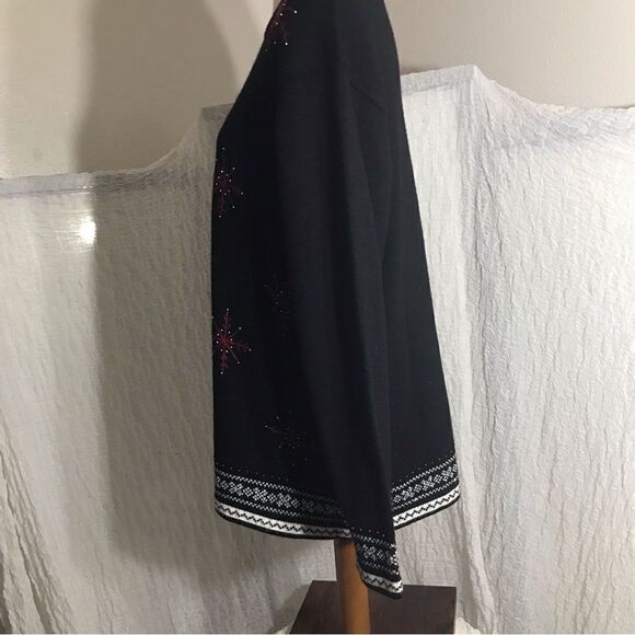 August Max Snowflakes Embroidered Sweater Top Woman Size 1X - Picture 2 of 9